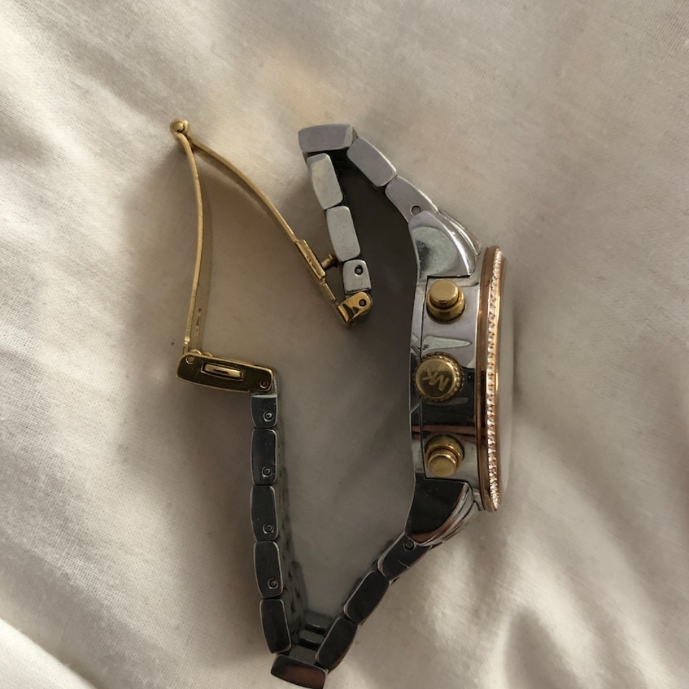 Michael Kors 3 Tone Watch MK 5650 - Picture 3 of 3
